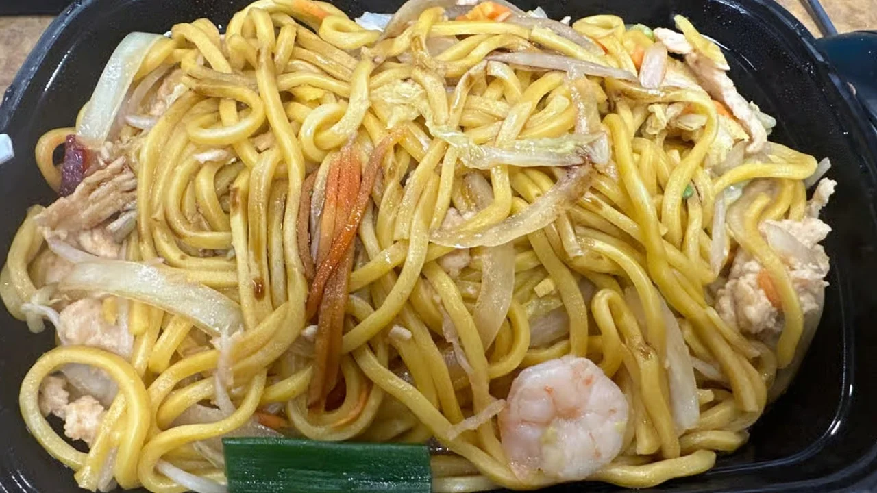 House Lo Mein